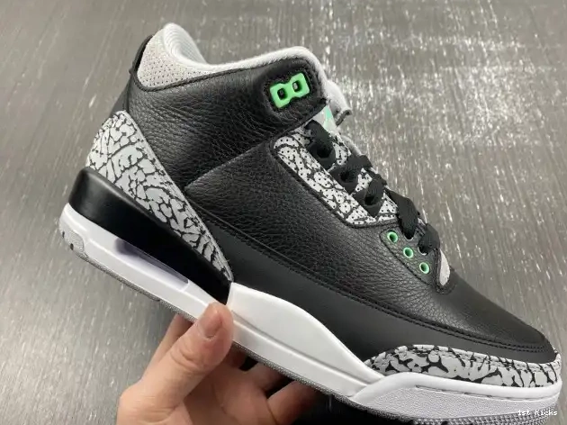Glow Jordan CT8532-031 Green 3 Air 0520